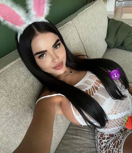 dildo onlyfans nude images