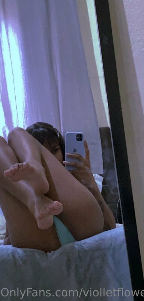 Viollet Collins model adult galleries