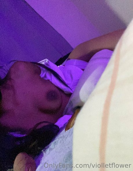Viollet Collins sex model picture