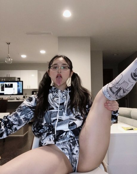 Ambiiyah free actress images