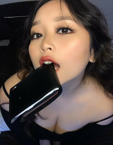 pretty onlyfans naked galleries