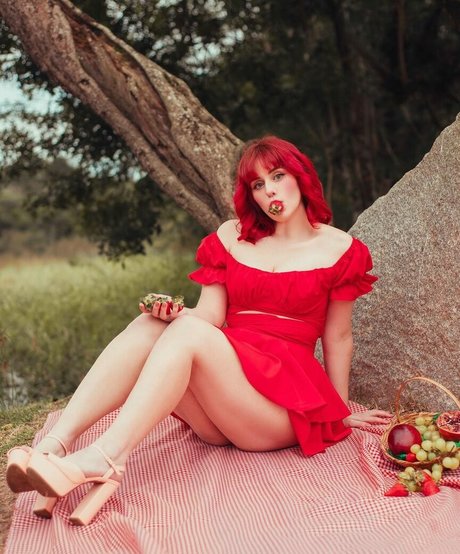 Anna Moreira pornographic model photos