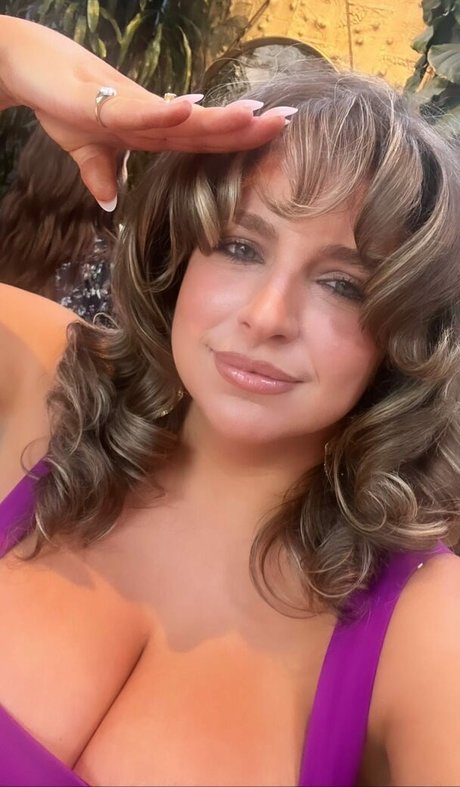 housewife onlyfans top galleries
