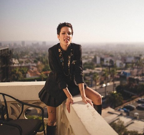 fisting onlyfans art nude galleries