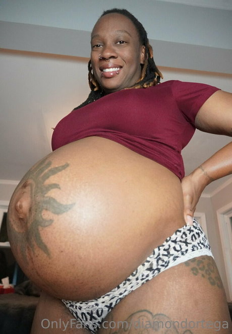 diamondortega adult star image