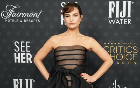 small dick shemale onlyfans pornos pictures