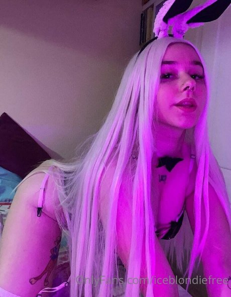 cosplayfoxyuzumaki pornstar xxx img
