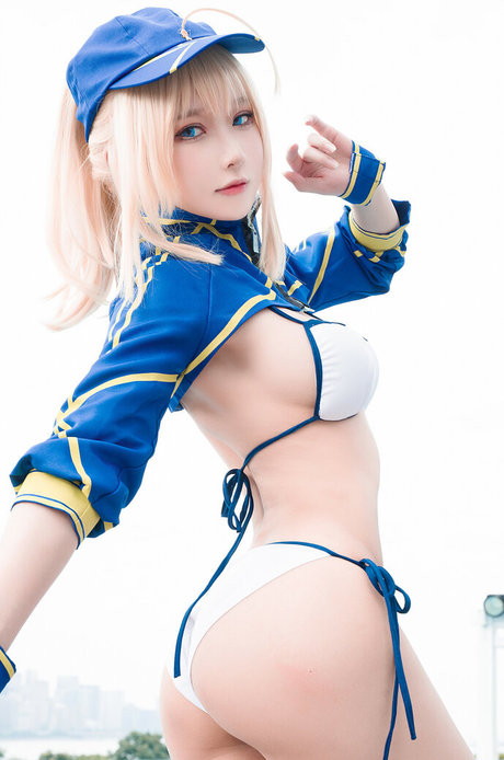 Abaoyeshitunia pornstar free image