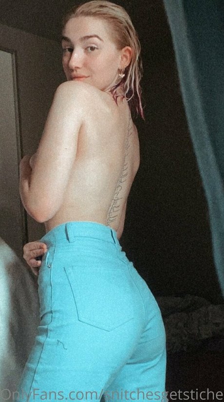 snitchesgetstiches erotic pornstar picture