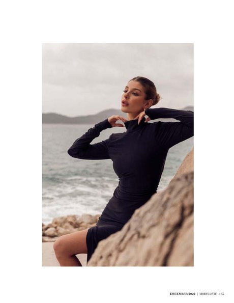 blonde fitness onlyfans nice pic