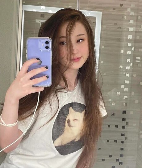 Tinakitten star exclusive images