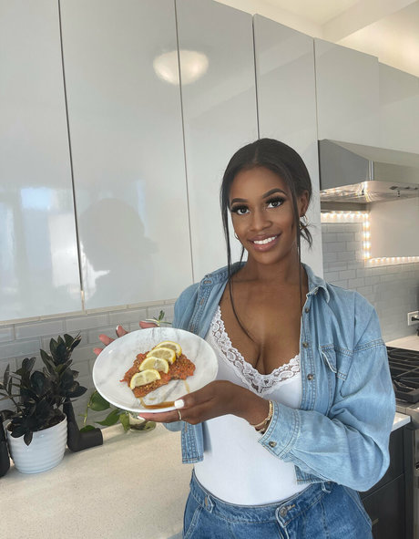 chubby asian onlyfans sex gallery