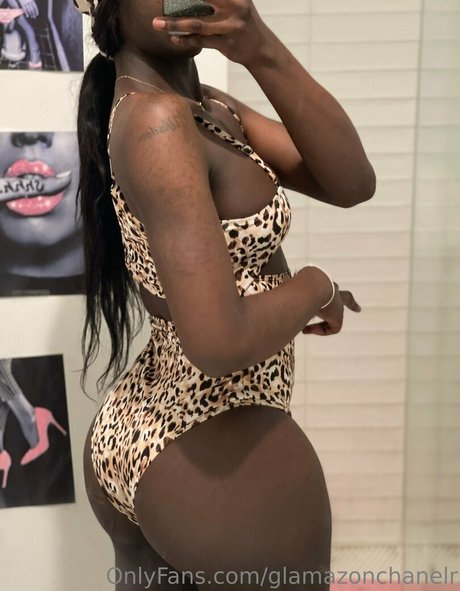 glamazonchanelr sex model picture
