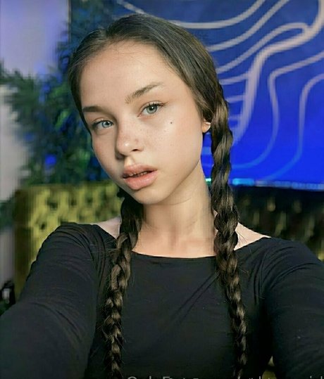 layla mayer erotic model archive