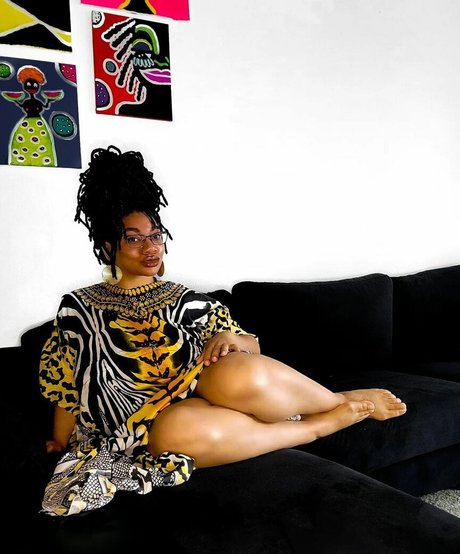 curvy lingerie onlyfans adult image