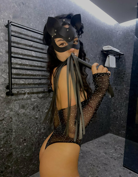 ladyadel perfect actress archive