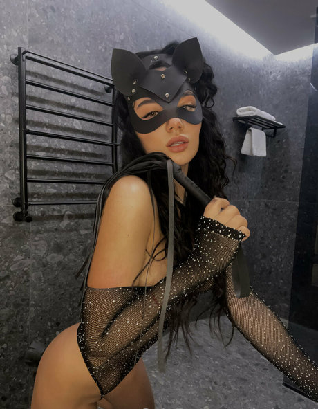 ladyadel model nice images