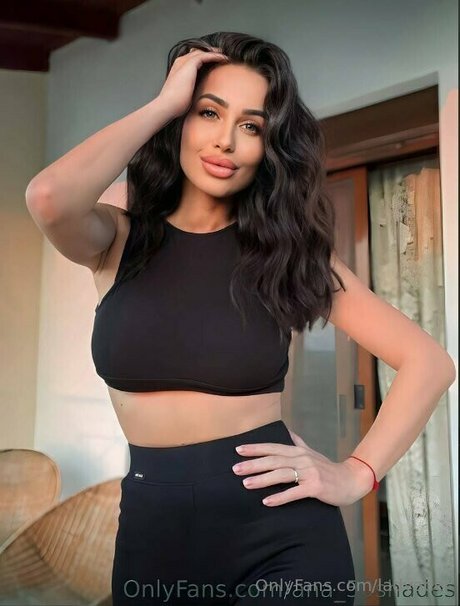 ladyadel pornstar sexy photo