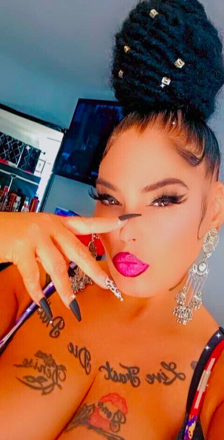 puertoricangodess2 profile pic