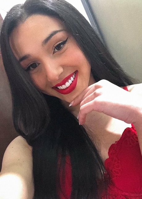 Luana Moraes erotic star images