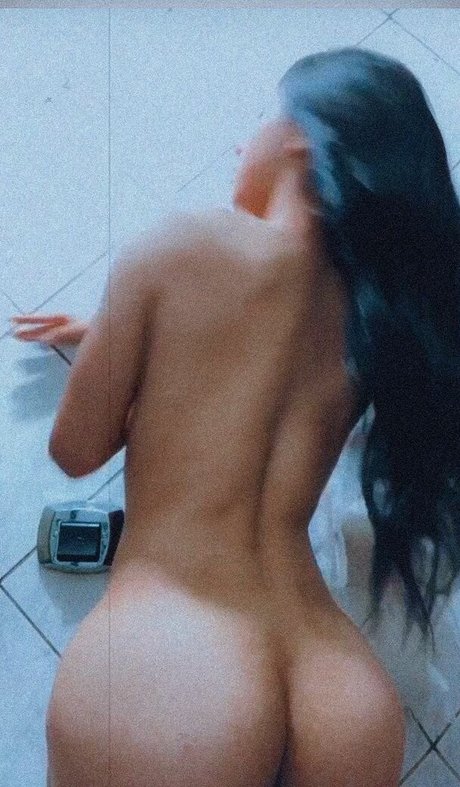 Luana Moraes star nude picture