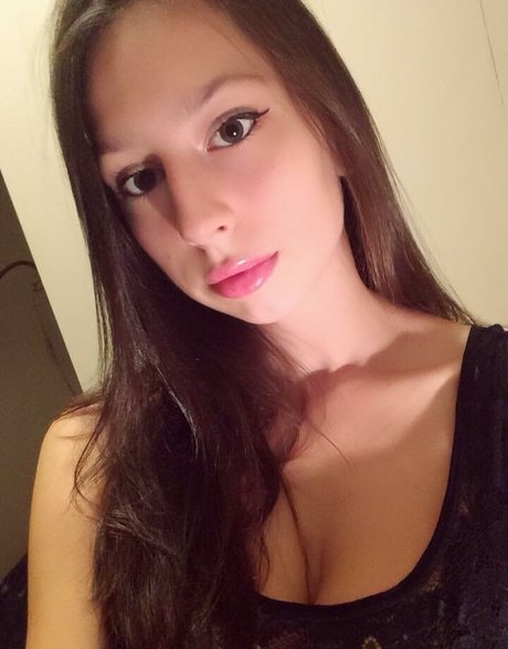 Letizia Ceresa model hot pictures