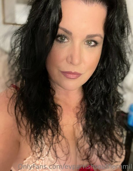 tight onlyfans exclusive pictures