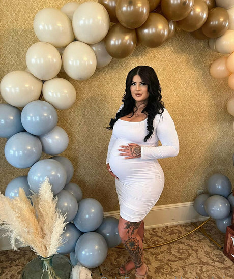 devinebria pornstar pictures