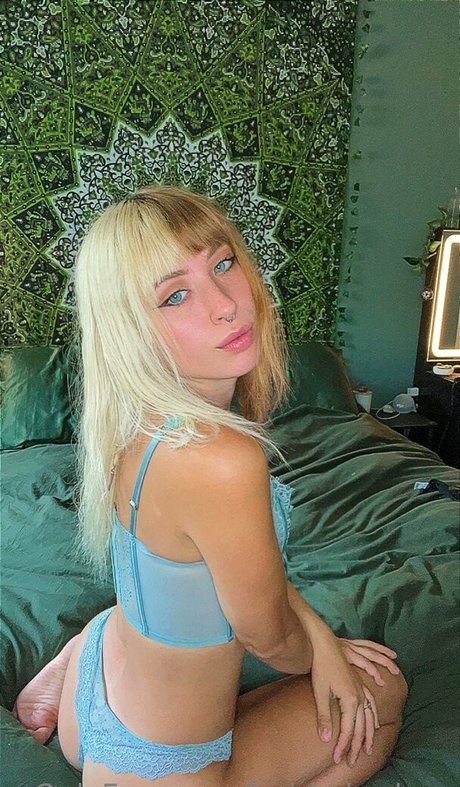 midget girls onlyfans nude img