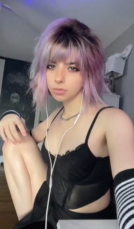 Cultarr nude model image