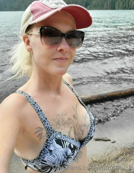 from behind onlyfans exclusive pics