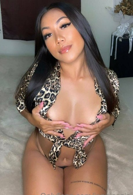 famous onlyfans free xxx photos