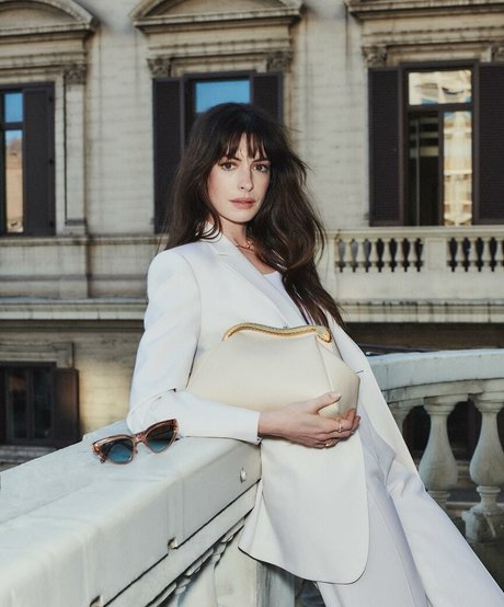 Anne Hathaway beautiful pornstar images