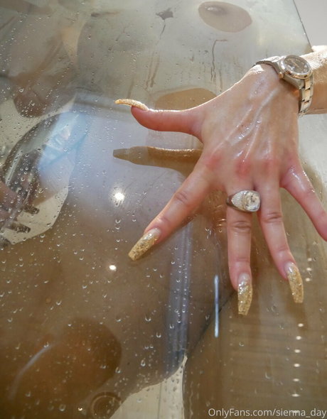 Sienna Day perfect actress image