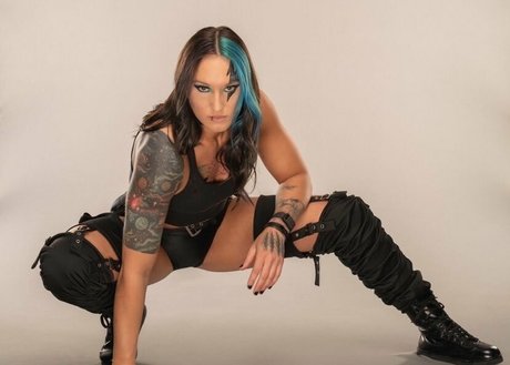 Kris Statlander adult star img