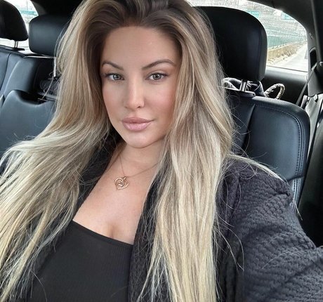 blonde big tits onlyfans art xxx pictures