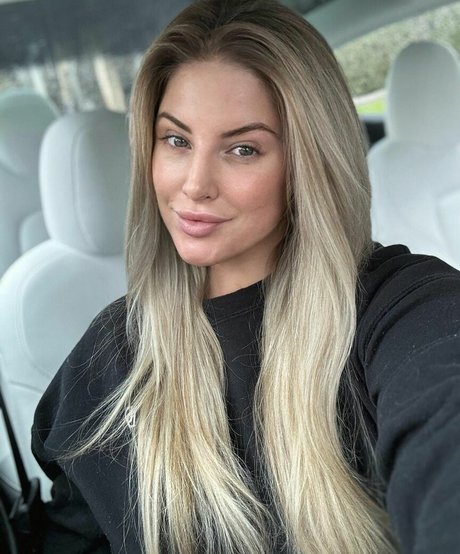 beauty curvy onlyfans hot naked gallery