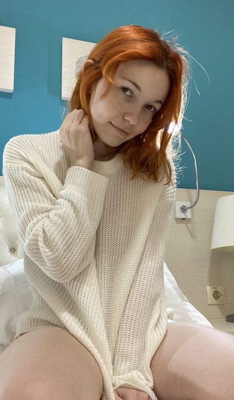 Murrning Glow nude pornstar photos