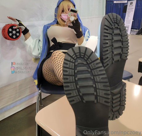 NPCZoey exclusive model images