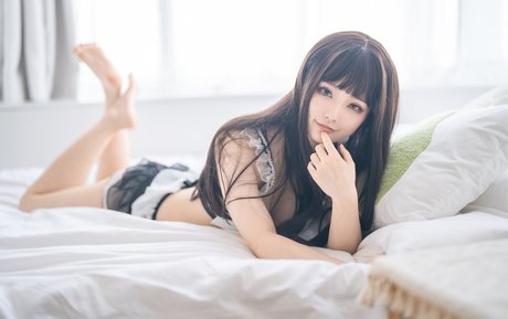Taoliangazhai nude thumbnail