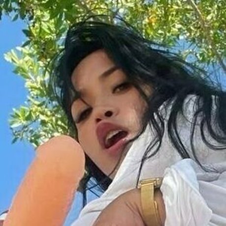 kenderlyramirez star pretty pics