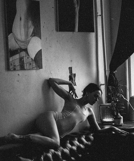 katya mozhina model erotic photos