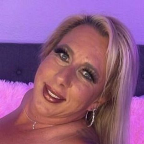 Lexi Bella star adult img