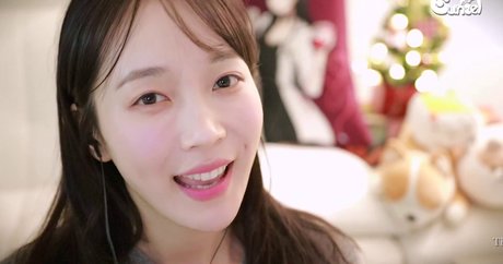 Eunzel ASMR model xxx img
