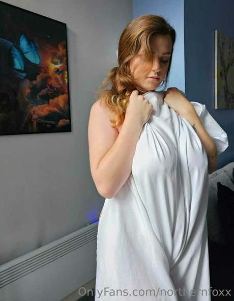 northernfoxx high quality actress photos
