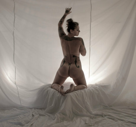 actress onlyfans hot nude images