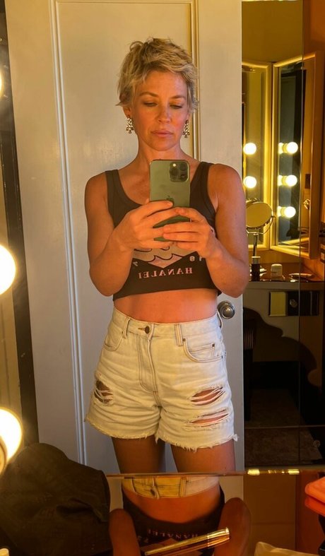 Evangeline Lilly exclusive star pics