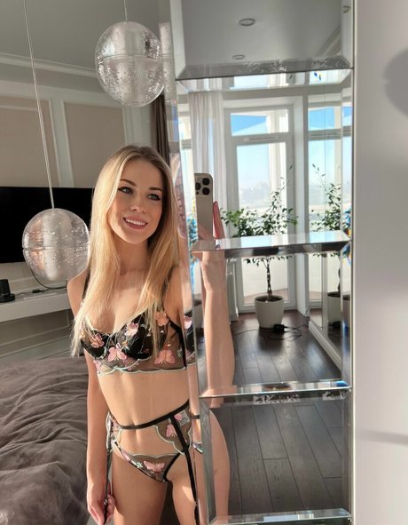 Krissone best actress img