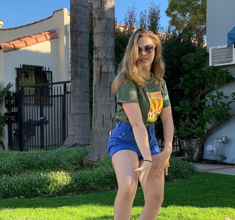 nude yoga onlyfans nice galleries