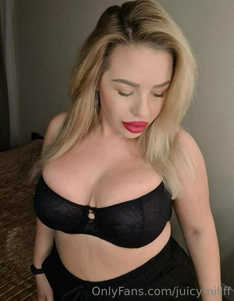 milf strip onlyfans sexy nudes images